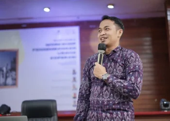 Syauqi Haris, M.Kom saat menyampaikan materi di Workshop Pengembangan Usaha Koperasi. Foto: dok. Syauqi Haris