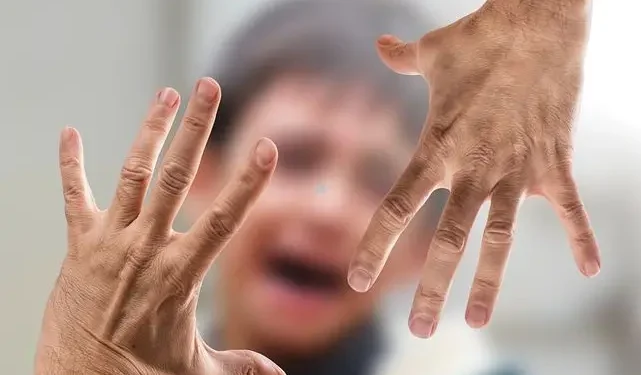 pernikahan dini