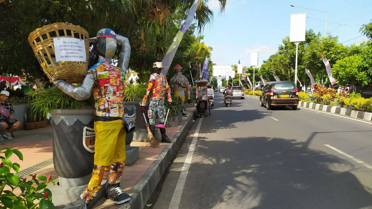 balai kota among tani