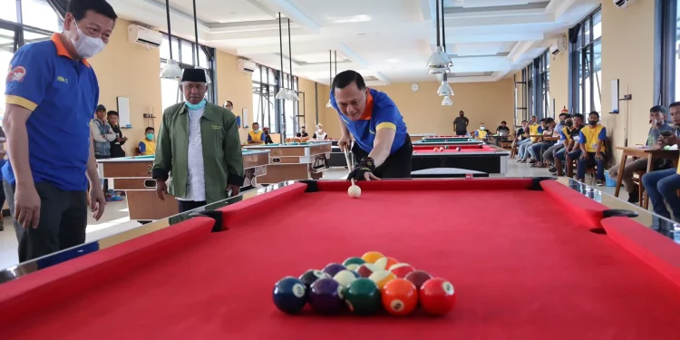 turnamen billiard