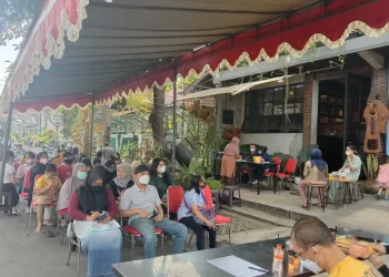 kesdam,kooka caffee - Gandeng Kesdam V Brawijaya, Kooka Caffee Gelar Vaksinasi Berhadiah