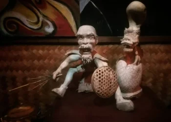 seni akar bambu desa sanankerto