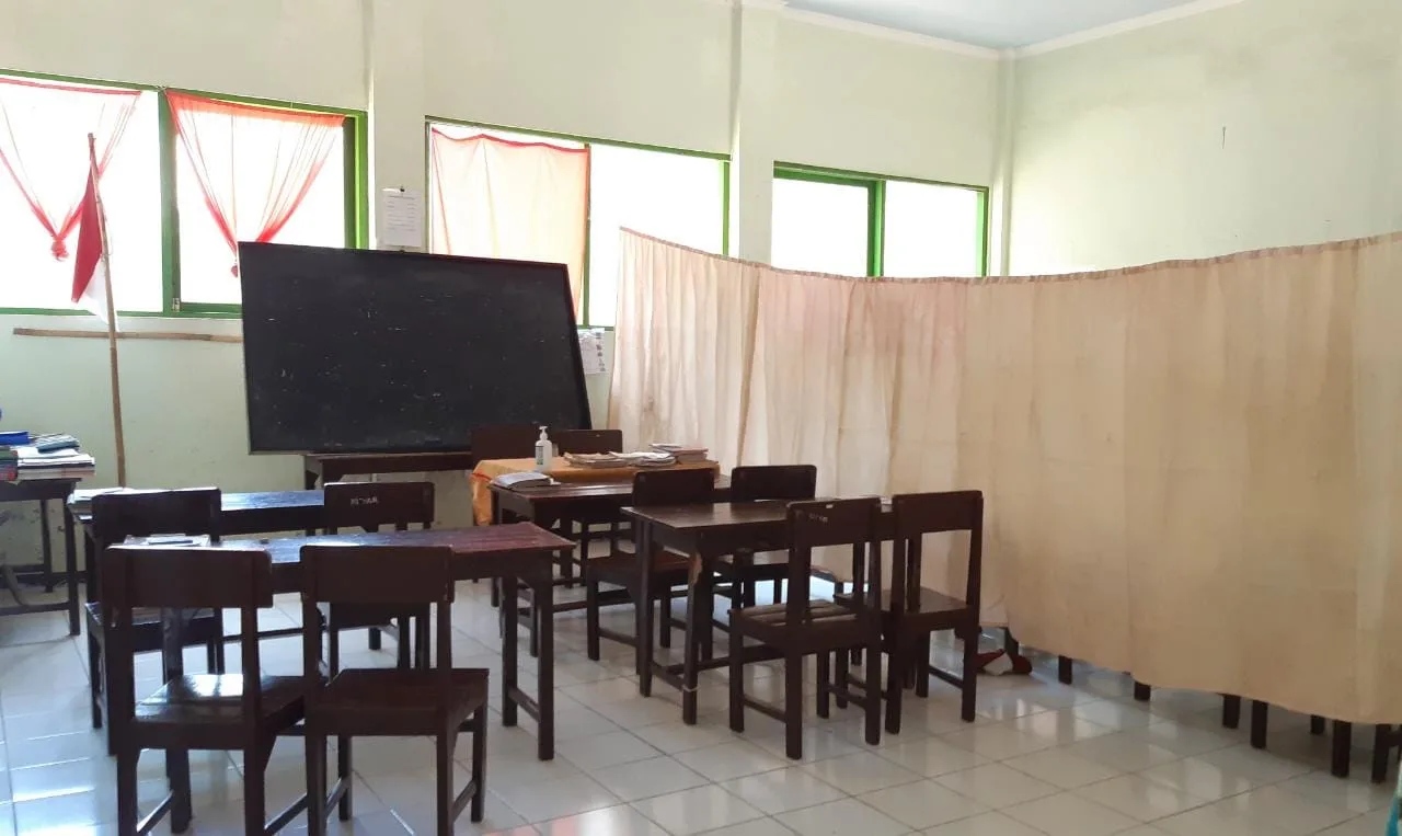 sekolah rusak
