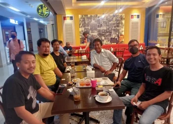 bisnis media