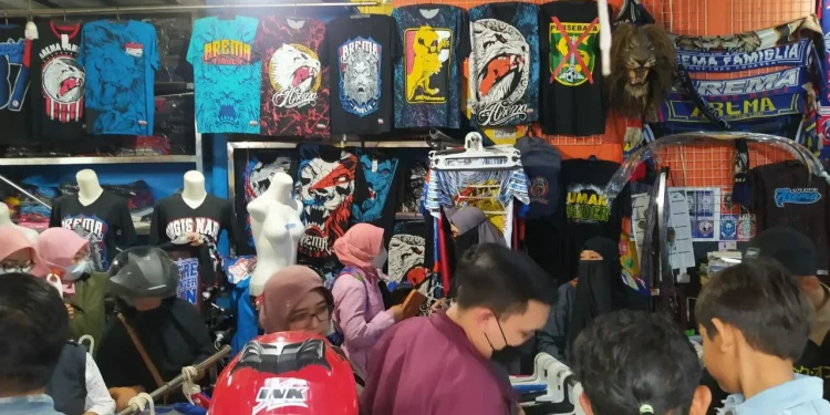 Atribut Arema di kota batu