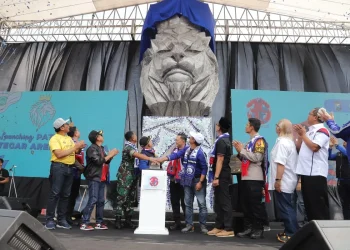 patung singa tegar jawara
