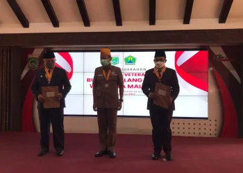 Wali Kota Terima Pengharga Veteran
