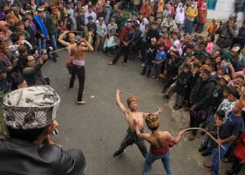 Tradisi Adat Suku Tengger