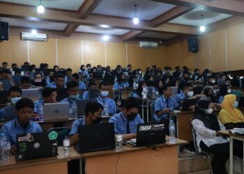 Kegiatan Bootcamp yang digelar Jagoan.Cloud dan Utter Academy bersama siswa/siswi SMKN 4 Malang untk meningkatkan skil teknologinya.