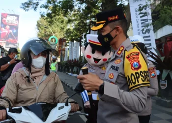 Kapolres Batu AKBP Oskar Syamsuddin saat sosialisasi Operasi Zebra Semeru 2022 kepada masyarakat, Kamis, (29/9/2022).