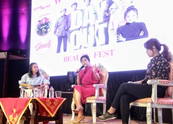 Dari kiri: Gritte Agatha sebagai moderator, Puspita Anggraeni Bisnis Properti WIKA Realty, Risa Santoso Rektor Institut Teknologi dan Bisnis ASIA Malang.