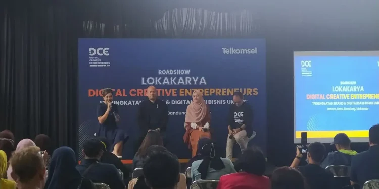Ratusan UMKM di Indonesia berkumpul di Kota Batu mengikuti program Digital Creative Enterpreneurs (DCE 2.0) yang dihelat di Kantor PLUT KUMKM Kota Batu, Kamis (22/9/2022).