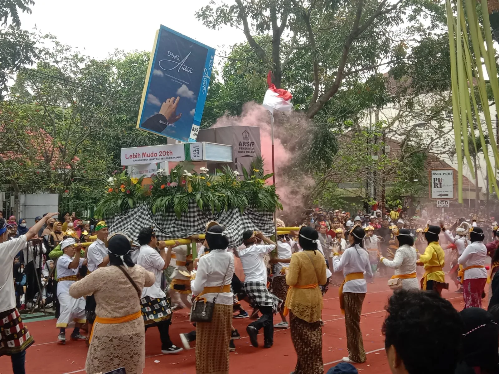 karnaval kota malang