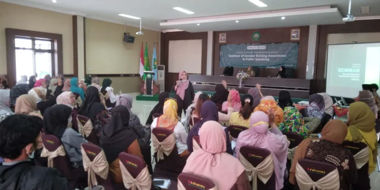 LPPM Malang Kucecwara bicara tentang Perempuan dalam pemberdayaan UMKM