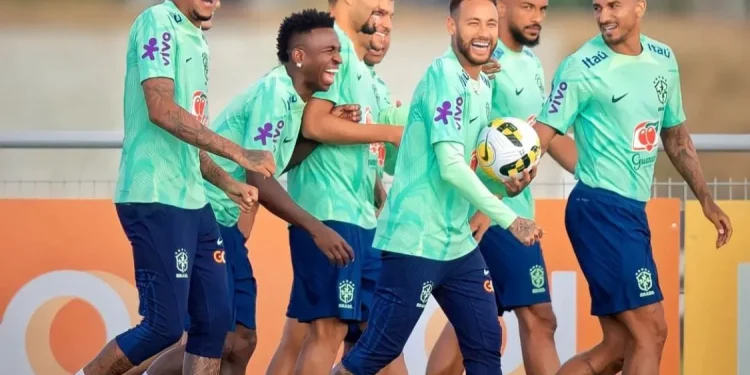 Para pemain Brazil saat melakukan sesi latihan persiapan jelang friendly match bulan September 2022 melawan Ghana dan Tunisia.