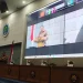 Rektor UM Prof Dr AH Rofi'uddin MPd (paling kiri) saat membuka acara.