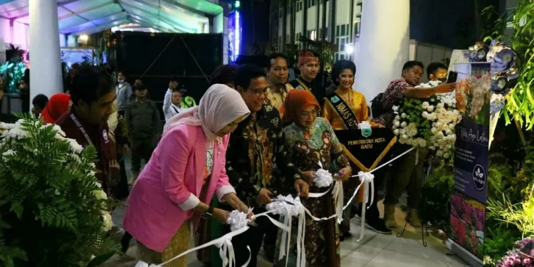 anggrek,batu international orchid show,anggrek jenis baru,anggrek hasil silangan - Ada Anggrek Jenis Baru Hasil Silangan di Batu International Orchid Show 2022