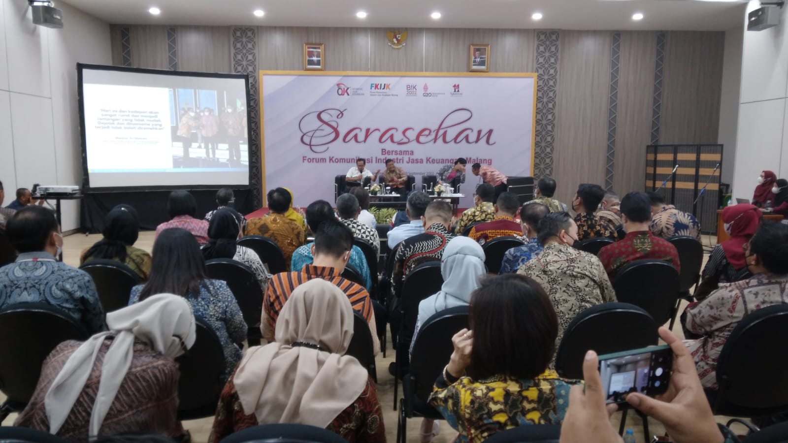 Suasana Sarahsehan Bersama Forum Komunikasi Jasa Keuangan Malang. 