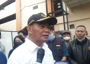 Menko PMK, Muhadjir Effendy, menegaskan biaya medis korban tragedi Stadion Kanjuruhan gratis.