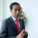 Presiden Joko Widodo saat memberikan keterangan pada pers seusai pertemuan dengan Presiden FIFA Gianni Infantino.