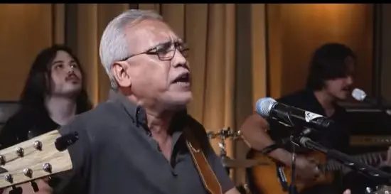Iwan Fals membuat lagu berjudul Kanjuruhan untuk mengenang para korban Tragedi Stadion Kanjuruhan.