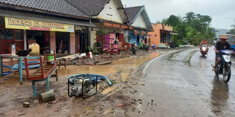 banjir dan tanah longsor di Sitiarjo