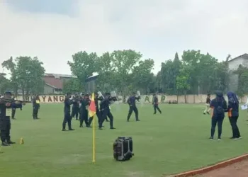 Rekonstruksi Peristiwa Tragedi Kanjuruhan di lapangan bola Polda Jatim