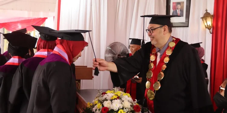 wisuda