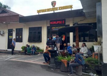 Aremania dan keluarga korban dimintai keterangan di Polres Malang