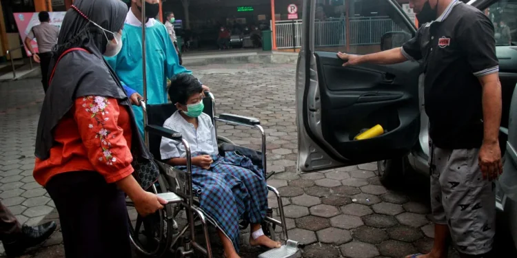 Foto-foto: Bocah Afrizal Korban Luka Tragedi Kanjuruhan Saat Pulang dari RSSA