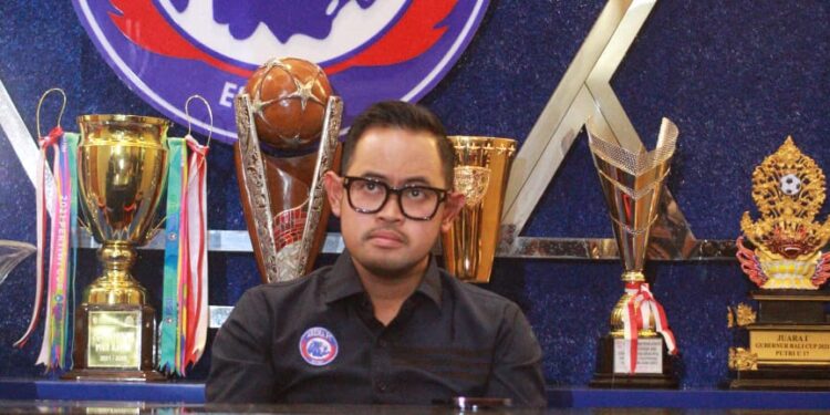 Gilang Widya Pramana yang mengundurkan diri sebagai Presiden Arema FC