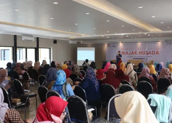 Seminar parenting RSU Wajak Husada terkait stunting