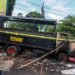 Mobil polisi yang rusak dalam tragedi di Stadion Kanjuruhan, Kabupaten Malang.