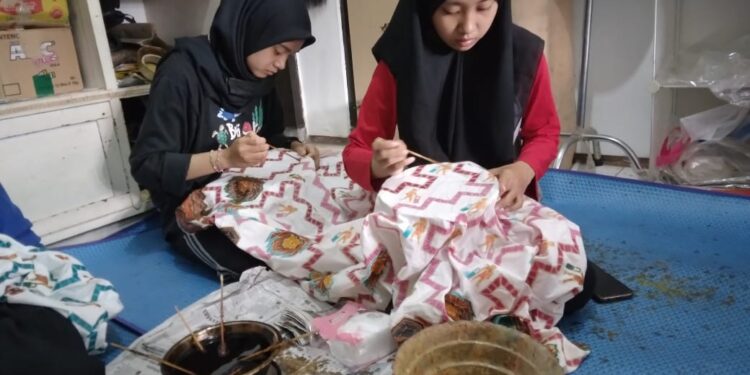 Eksistensi Batik Blimbing, Sudah Ekspor Hingga Asia dan Mancanegara. Foto: Feni Yusnia/Tugumalang.id