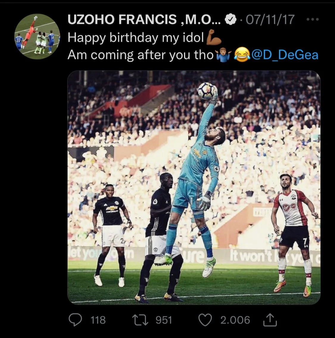 Francis Uzoho saat memberi ucapan selamat ulang tahun untuk David De Gea 2017 silam di akun Twitter pribadinya.