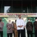 Preside Joko Widodo saat konferensi pers di depan IGD RSSA Malang.