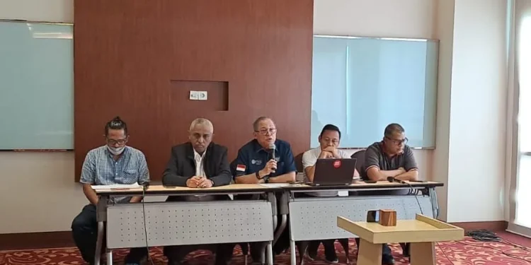 arema fc,sanksi komdis pssi terbaru - Komdis PSSI Sanksi Arema FC dengan Laga Usiran Tanpa Penonton dan Denda Rp 250 Juta