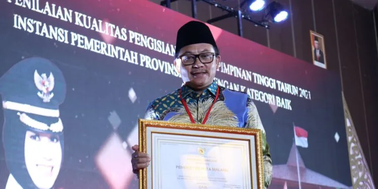 Pemkot Malang,penghargaan - Pemkot Malang Terima Penghargaan Anugerah Kualitas Pengisian Jabatan Pimpinan Tinggi Tahun 2021