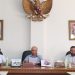 Ketua DPRD Kota Batu Asmadi (tengah) saat mengumumkam proses seleksi pengusulan calon Pj Wali Kota, Kamis (3/11/2022).