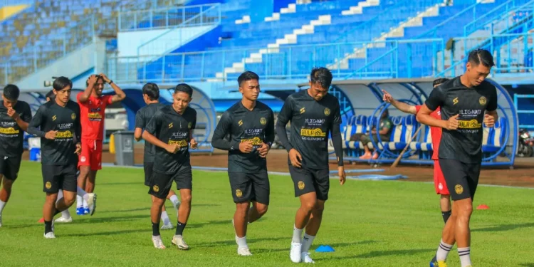 Punggawa Arema FC saat menjalani sesi latihan.