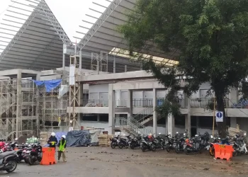 Revitalisasi Pasar Induk Among Tani hingga per November 2022 sudah mencapai 63 persen. Namun hingga kini masih menyisakan persoalan.