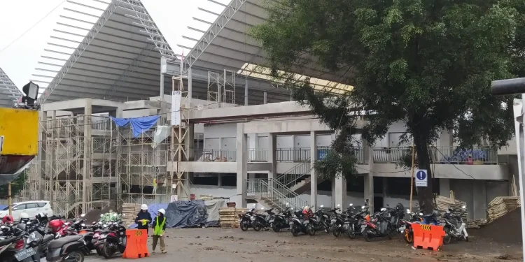 Revitalisasi Pasar Induk Among Tani hingga per November 2022 sudah mencapai 63 persen. Namun hingga kini masih menyisakan persoalan.