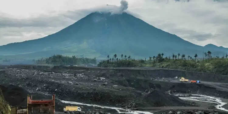 Gunung Semeru