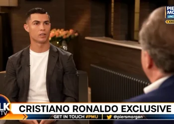 Cristiano Ronaldo saat melakukan wawancara eksklusif bersama dengan Piers Morgan.
