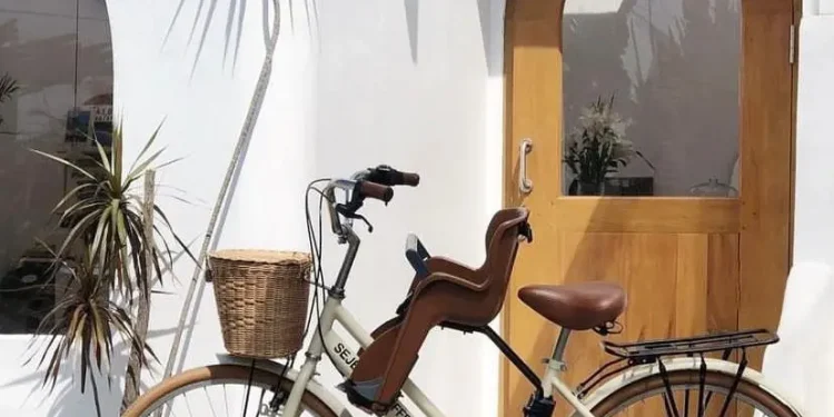 Salah satu bilik di Sejenak cafe.