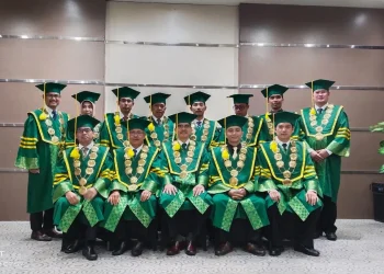 Prosesi wisuda Unira Malang.