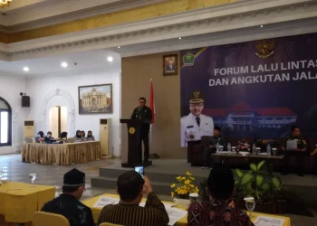 Wakil Wali Kota Malang Sofyan Edi Jarwoko saat memberikan arahan.