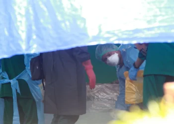 Dokter FOrensik autopsi korban Tragedi Kanjuruhan