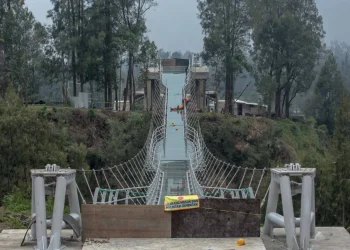 jembatan kaca bromo