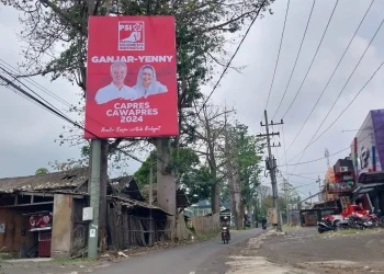 Billboard Capres Ganjar-Yenny di Kota Batu